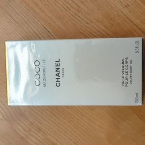 Coco Mademoiselle velvet body oil